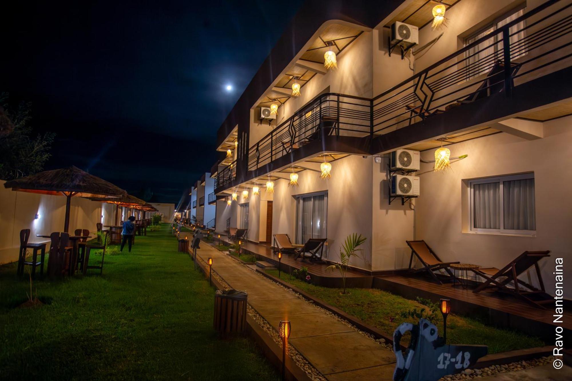 Bira Hotel Antsirabe Exterior foto